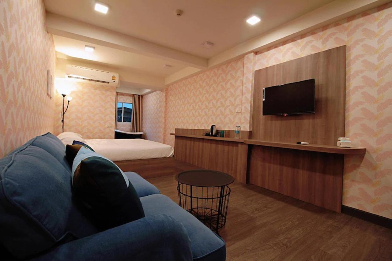 R 17 Living Hotel Bangkok Zewnętrze zdjęcie